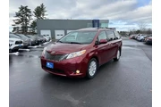 $16499 : 2013 Sienna thumbnail