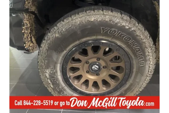 $35005 : Toyota Tundra 2019 4x4 SR5 4 image 2