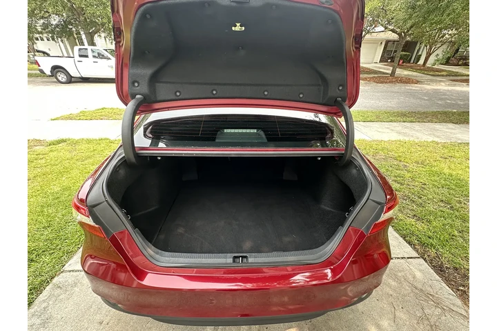 $12500 : 2019 Toyota Camry LE image 5