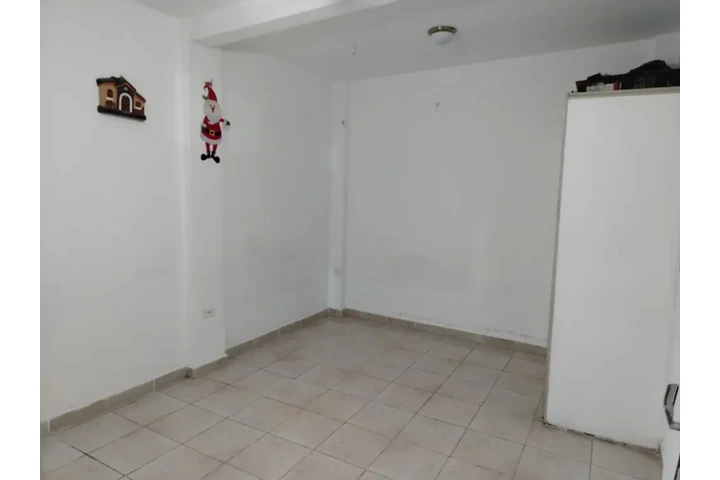 $230000 : VENDO EN CENTRO DE COJUTEPEQUE image 6