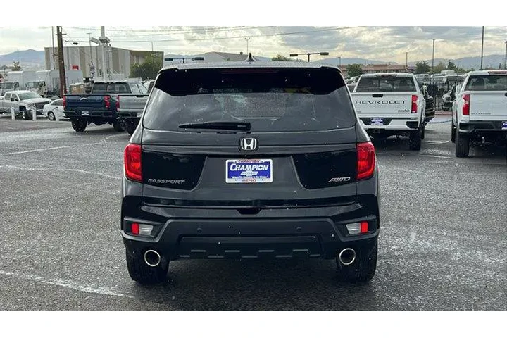 $38484 : Honda Passport 2024 AWD EX-L image 6