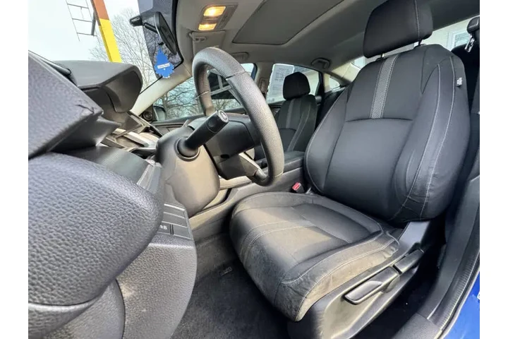 2016 Civic EX image 9