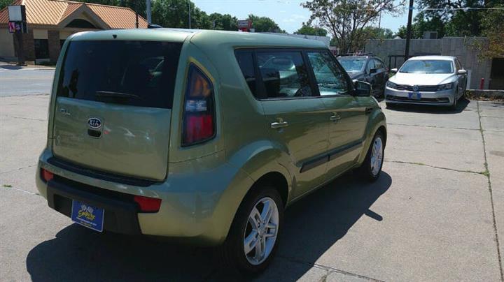 $8999 : 2011 Soul + image 7