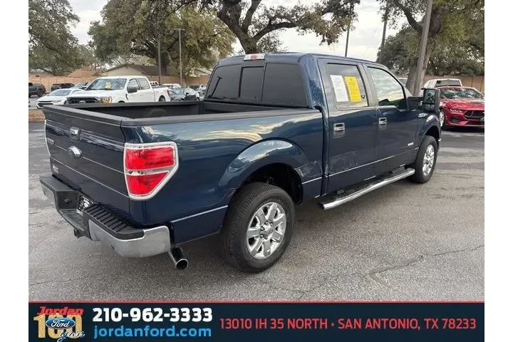 $17871 : Ford F-150 2014 4x2 XLT 4dr image 8