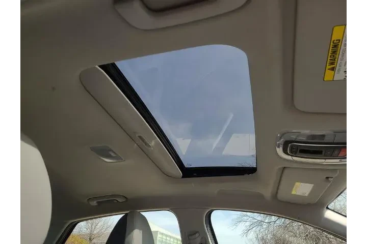 $21044 : Hyundai ELANTRA 2024 Limited image 7