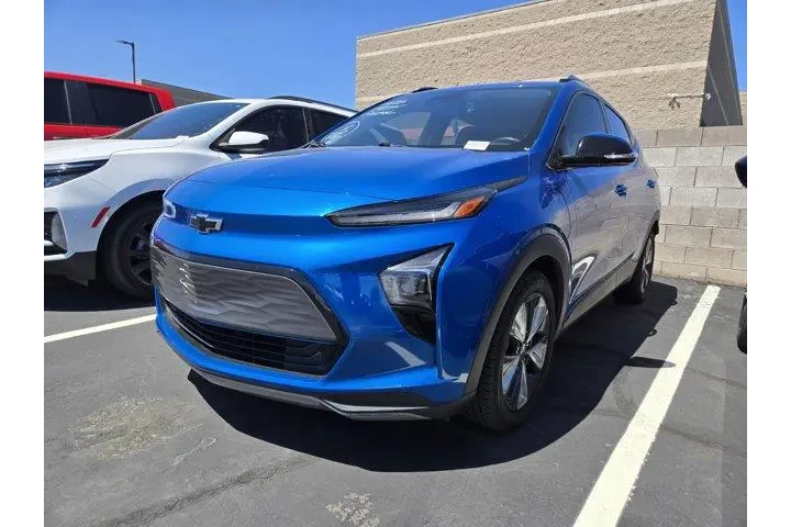 $15991 : Chevrolet Bolt EUV 2023 LT 4 image 4