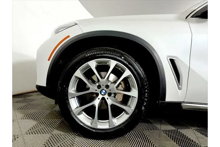 $39998 : BMW X5 2023 AWD xDrive40i 4d image 8