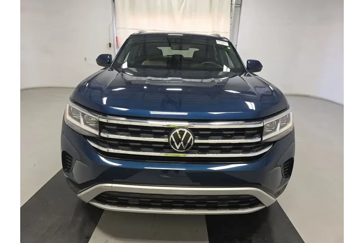 $23490 : Volkswagen Atlas Cross Sport image 2