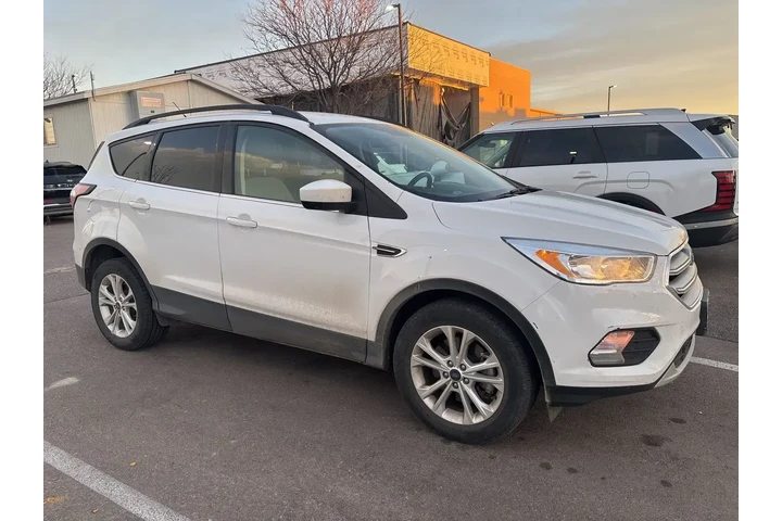 $12900 : Ford Escape 2018 AWD SE 4dr image 1