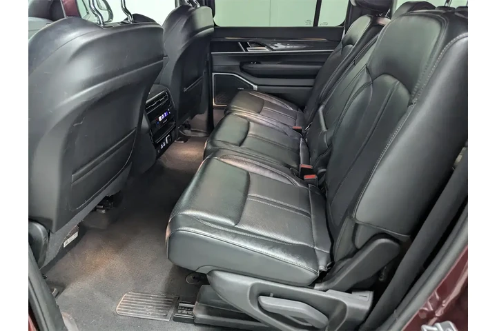 $39797 : Jeep Wagoneer 2022 4x4 Serie image 10