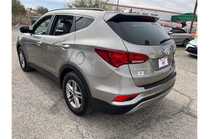$10218 : Hyundai SANTA FE Sport 2017 image 6