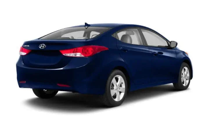 $6577 : Hyundai ELANTRA 2013 GLS 4dr image 3
