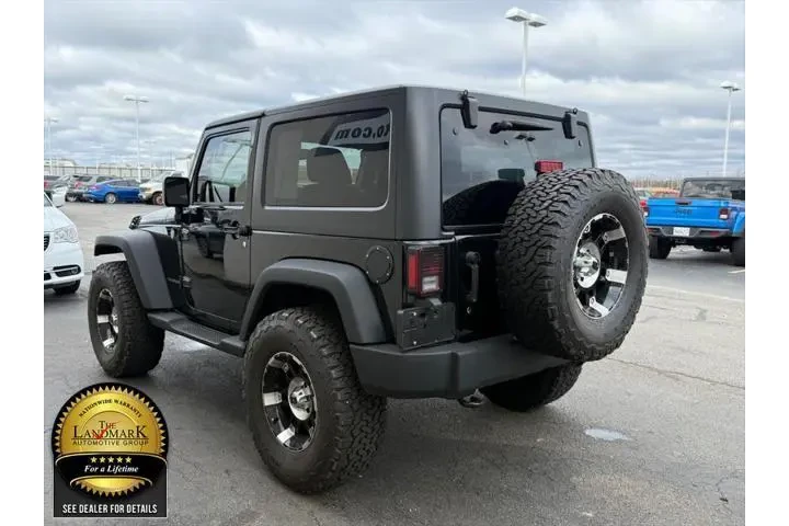 $17995 : Jeep Wrangler 2015 4x4 Sport image 6