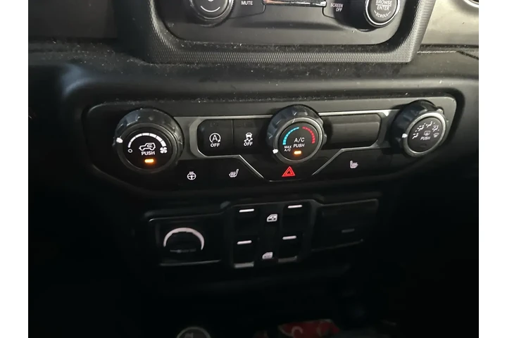 $23500 : Jeep Wrangler Unlimited 2020 image 10