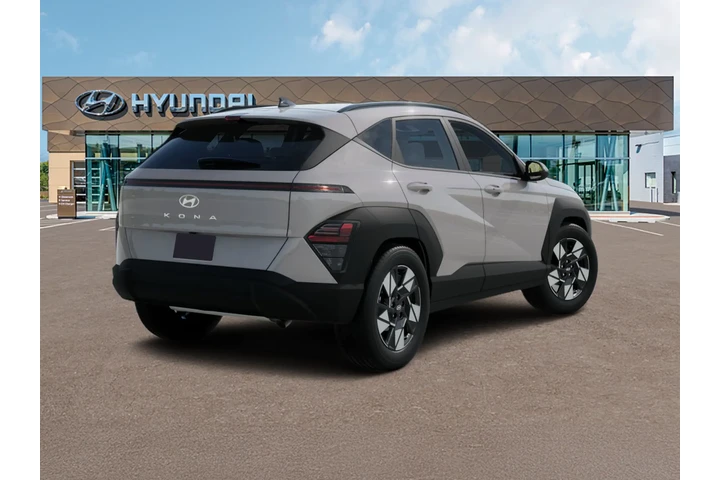 $23043 : Hyundai KONA 2025 SEL 4dr Cr image 4