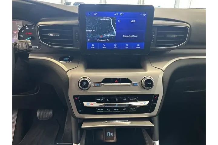 $31500 : Ford Explorer 2023 AWD XLT 4 image 3