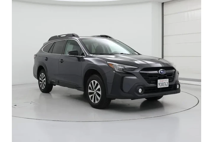 $27998 : Subaru Outback 2023 AWD Prem image 1