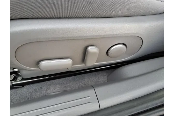 $31538 : Hyundai IONIQ 5 2025 SE 4dr image 10