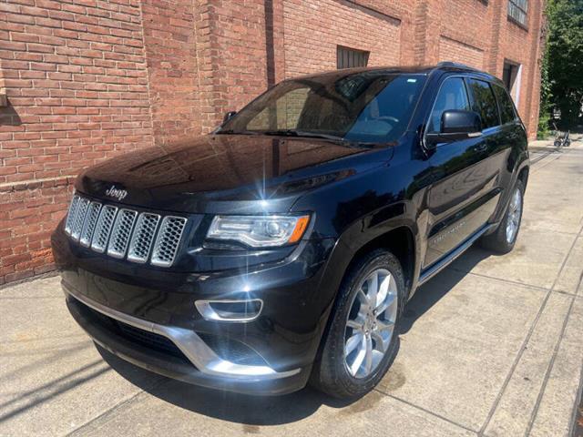 $14500 : 2015 Grand Cherokee Summit image 2