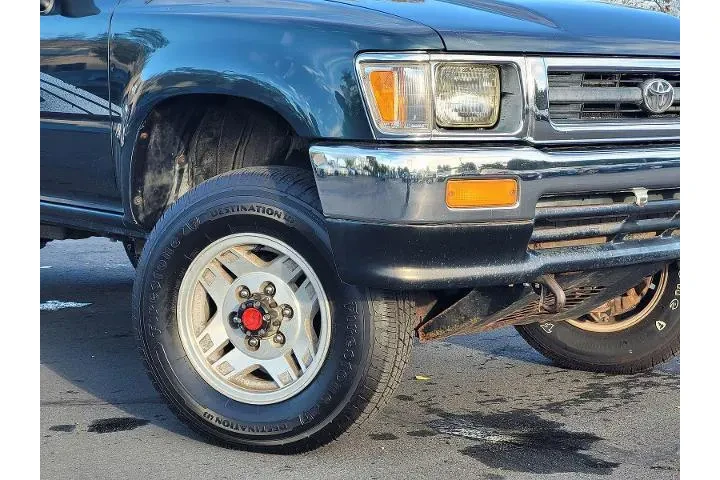 $8988 : Toyota Pickup 1994 2dr DX 4W image 5