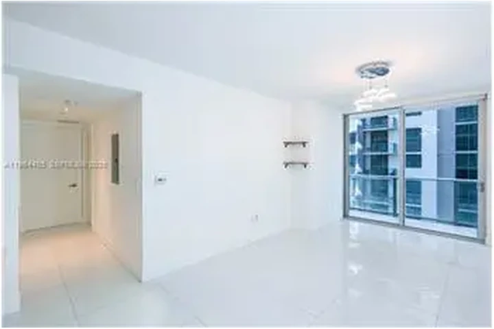 $3900 : Rental property with 2 bedro image 3