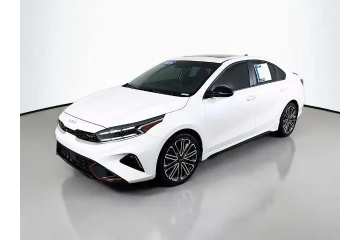 $22500 : Kia Forte 2024 GT 4dr Sedan image 3