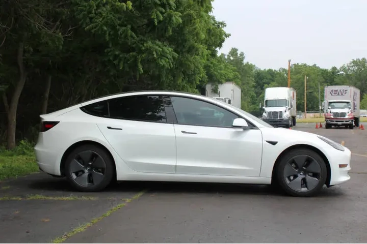 $34995 : 2022 Model 3 Long Range image 3