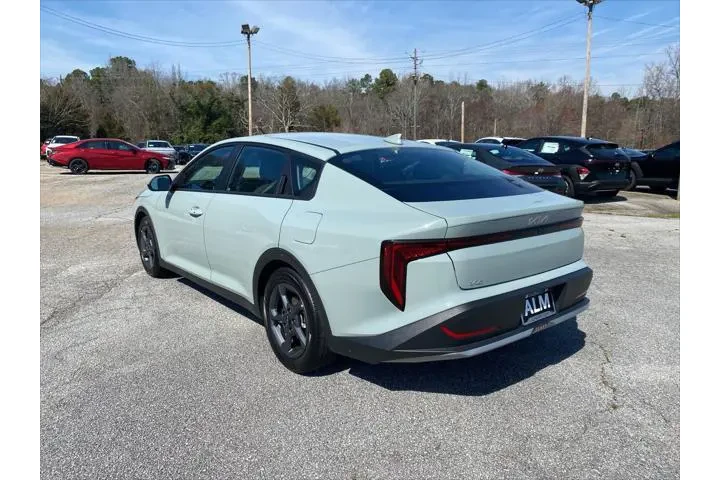 $19920 : Kia K4 2025 LXS 4dr Sedan image 4