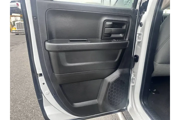 $15750 : 2016 RAM 1500 Tradesman image 10