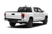 $33900 : Toyota Tacoma 2021 4x4 SR5 V thumbnail