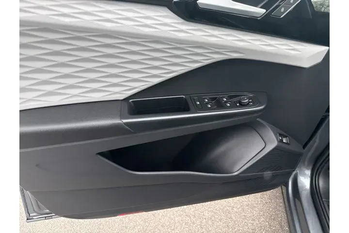 $22789 : Volkswagen Taos 2023 AWD S 4 image 9