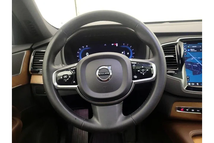 $39998 : Volvo XC90 2024 AWD B6 Plus image 10