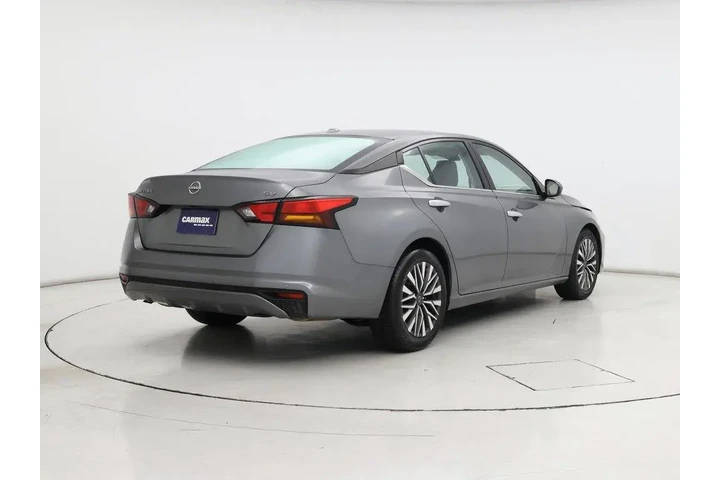 $19998 : Nissan Altima 2023 2.5 SV 4d image 8