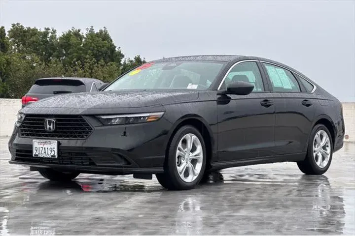 $26495 : Honda Accord 2025 LX 4dr Sed image 7