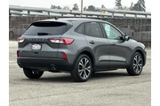 $20950 : Ford Escape 2022 SE 4dr SUV thumbnail