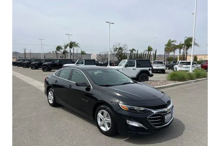 $18689 : Chevrolet Malibu 2023 LS 4dr image 2