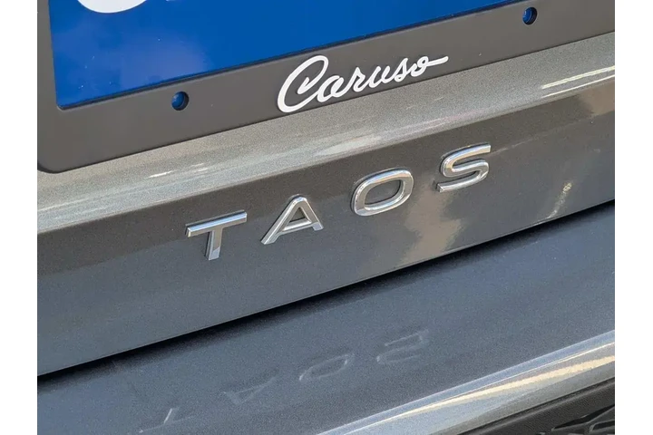 $18995 : Volkswagen Taos 2022 SE 4dr image 8