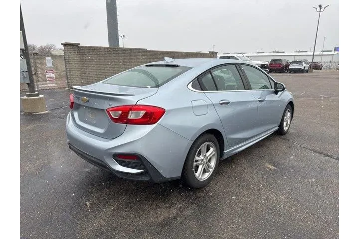 $9982 : Chevrolet Cruze 2017 LT Auto image 7