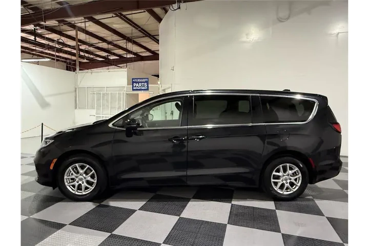 $21799 : Pacifica 2023 image 6