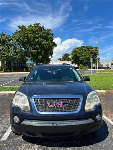 $1950 : 💵 Cash 💵 2008 GMC ACADIA 🚙 image 2