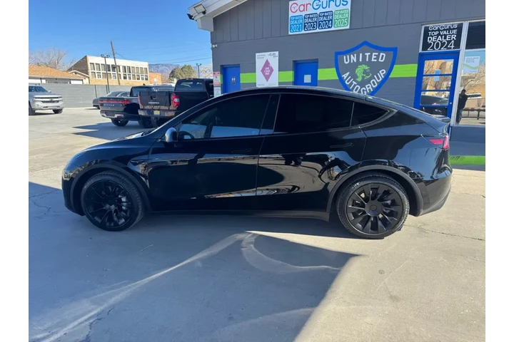 2020 Model Y Long Range image 8