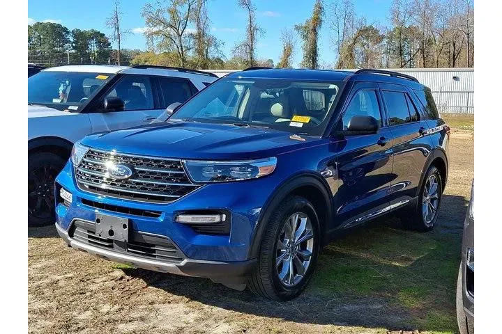 $28957 : Ford Explorer 2023 XLT 4dr S image 3
