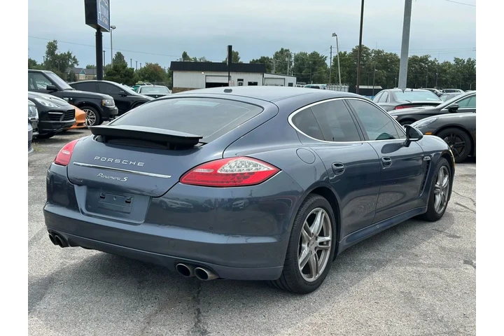 2011 PORSCHE PANAMERA S SEDAN image 9