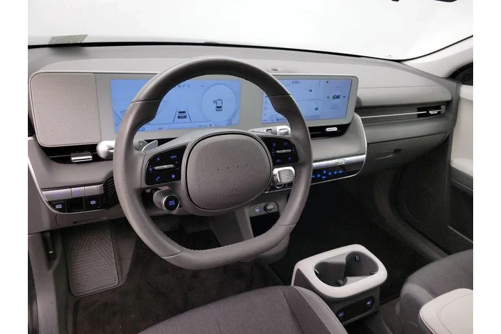 $30998 : Hyundai IONIQ 5 2024 SE 4dr image 9