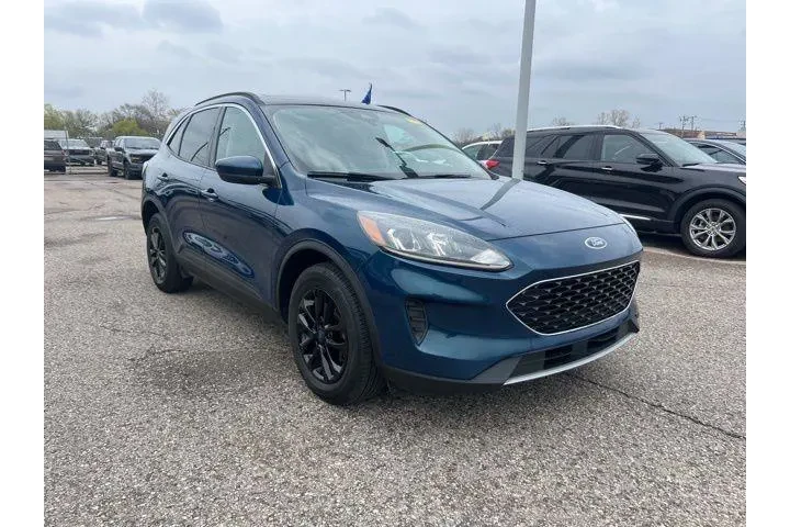 $14998 : Ford Escape 2020 AWD SE 4dr image 3