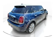 $12691 : MINI Hardtop 4 Door 2019 Coo thumbnail