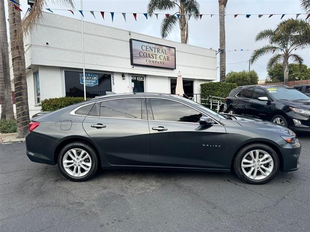 $11495 : 2017 Malibu LT image 4