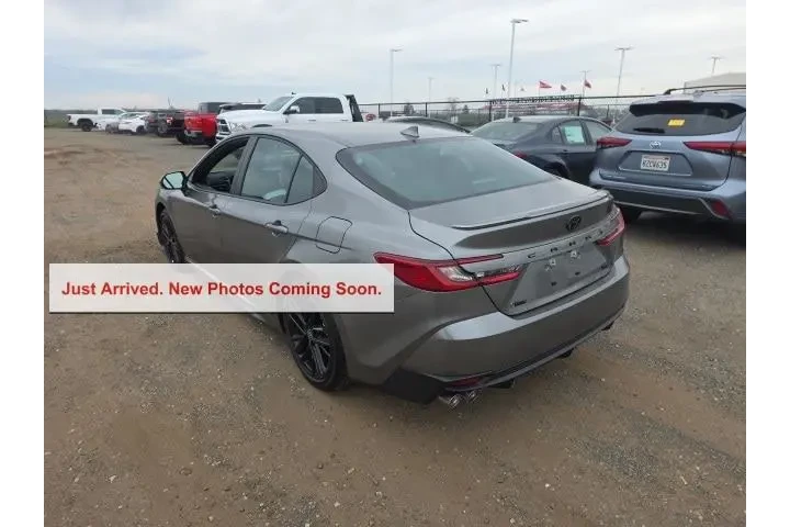 $37900 : Toyota Camry 2026 SE 4dr Sed image 4