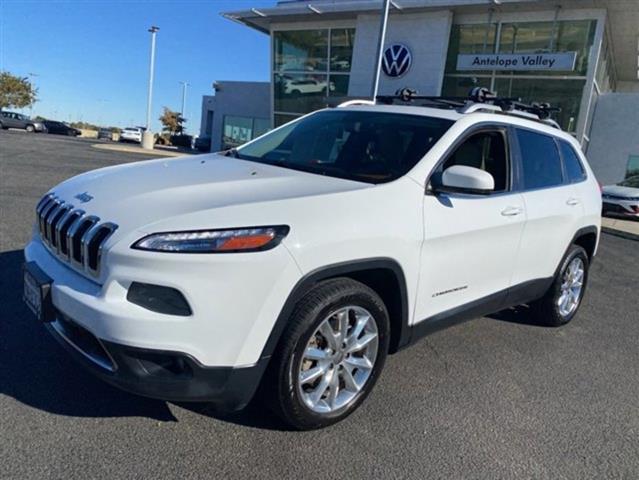 $12395 : 2015 Jeep Cherokee image 3