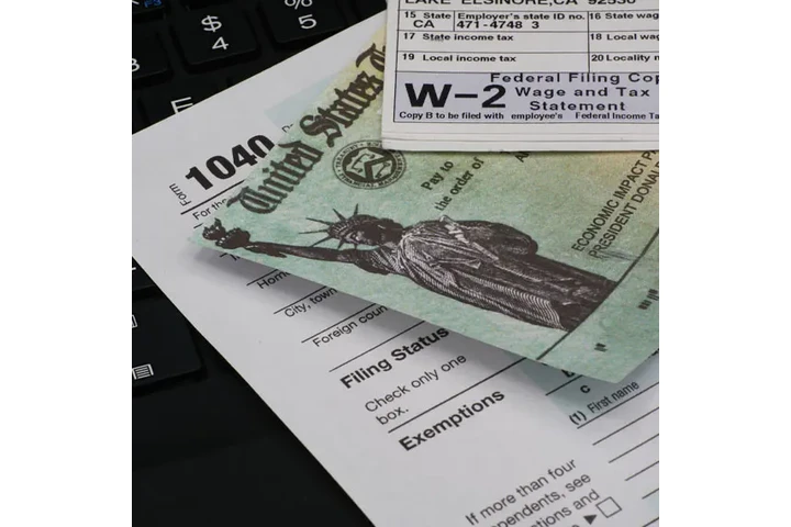 Yonny's Income Tax image 4